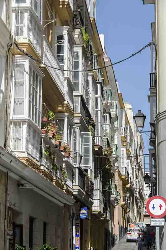 Cádiz 33 - calle.jpg